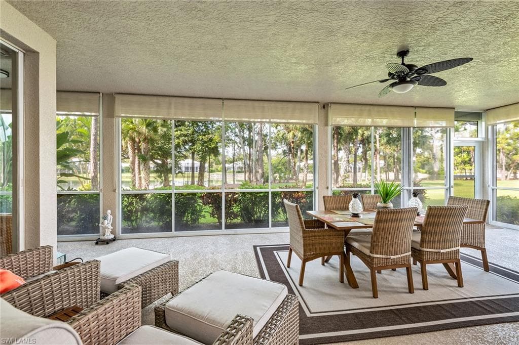 760 Waterford Dr 104, Naples, FL 34113-2