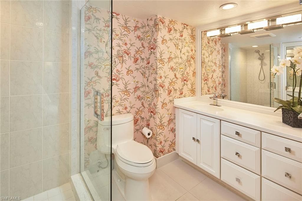5954 Pelican Bay Blvd 235, Naples, FL 34108-14