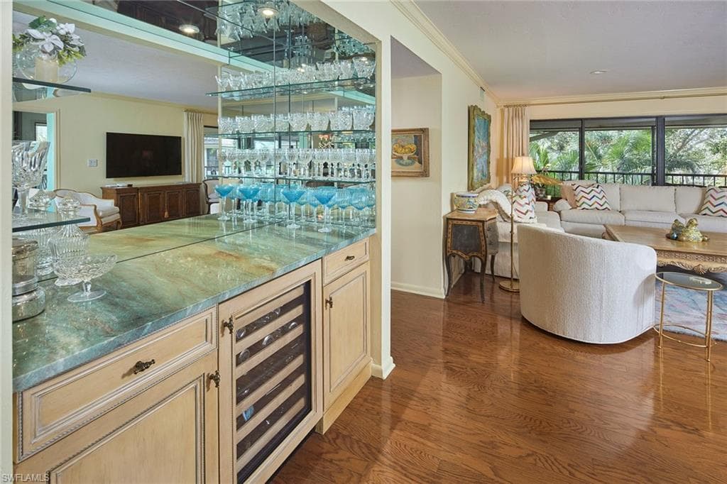 5954 Pelican Bay Blvd 235, Naples, FL 34108-6