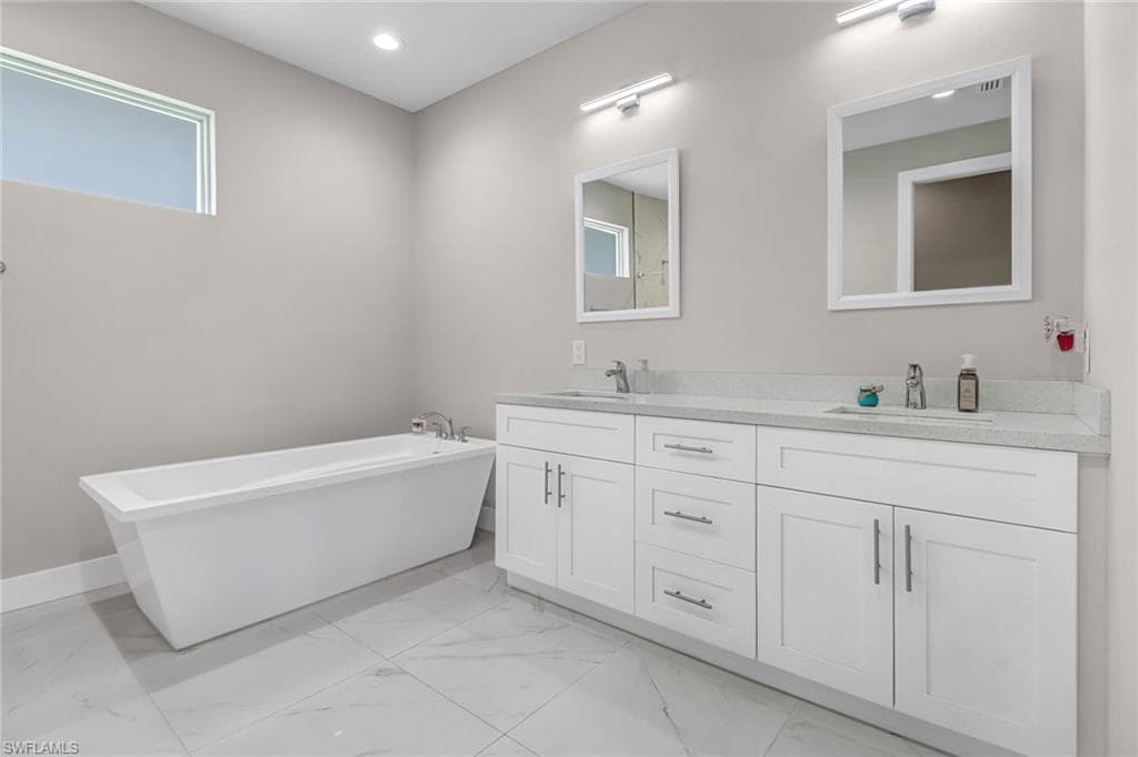 3305 1st Ter, Cape Coral, FL 33993-12