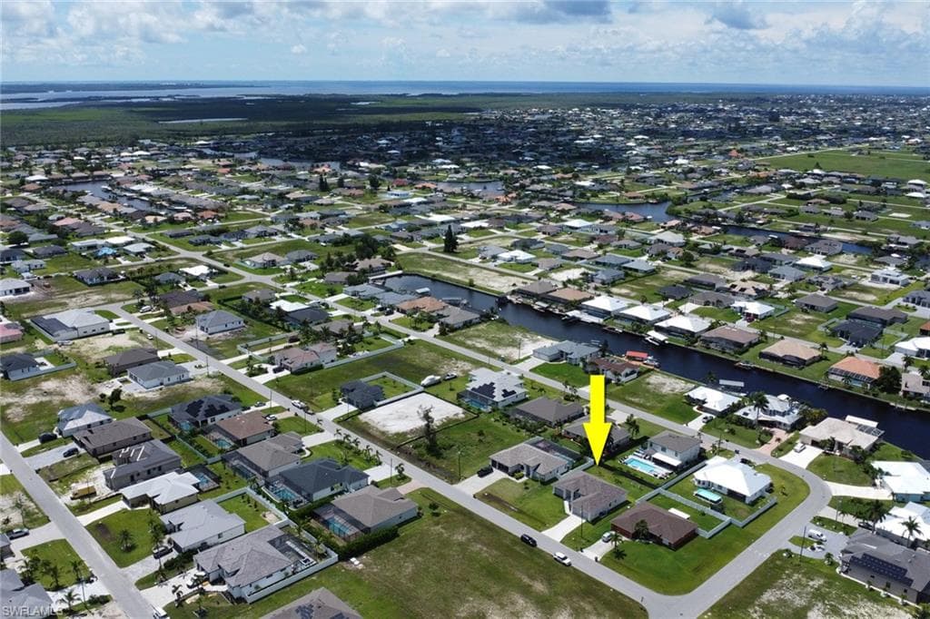3305 1st Ter, Cape Coral, FL 33993-21