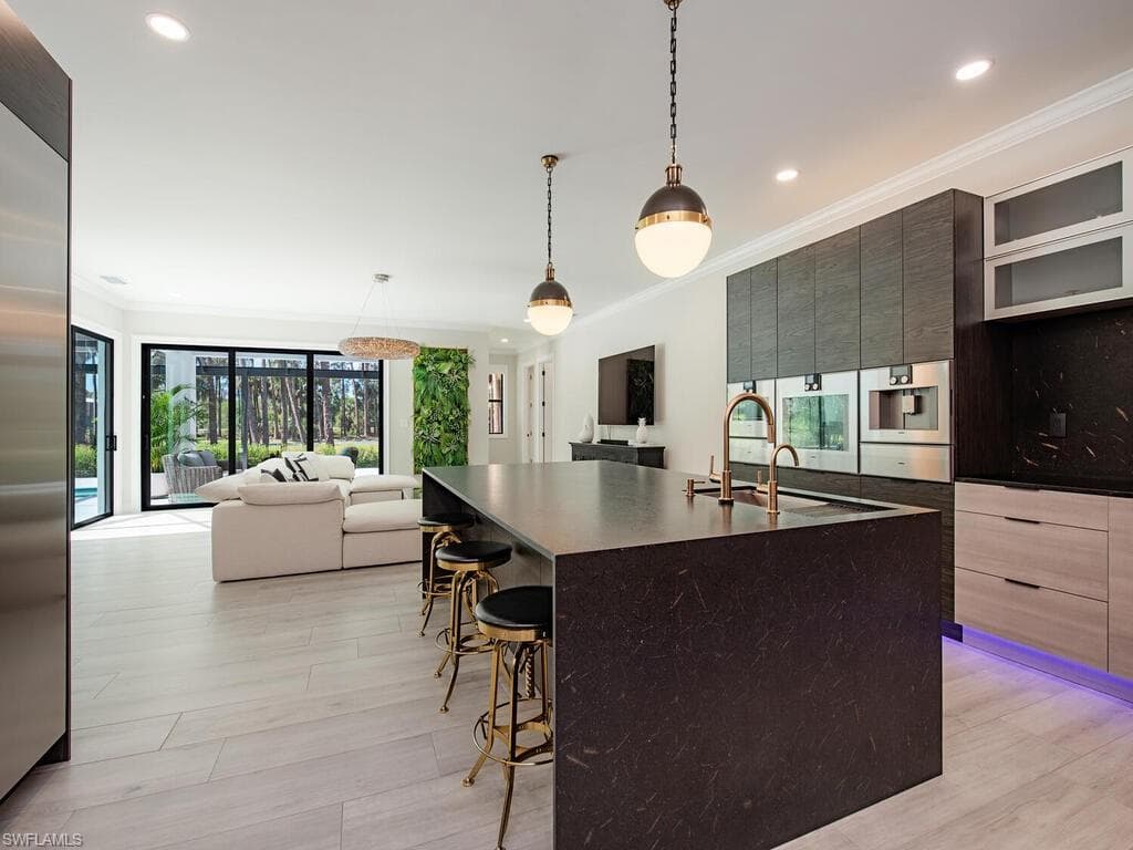 443 Weber Blvd S, Naples, FL 34117-18