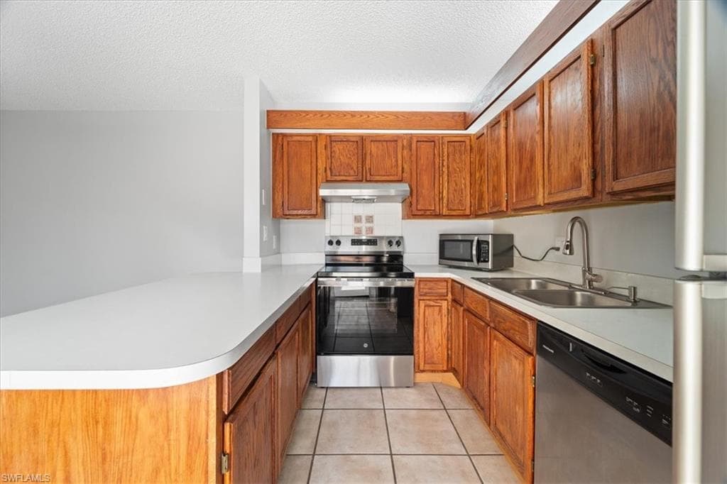 5212 Cedarbend Dr 1, Fort Myers, FL 33919-9