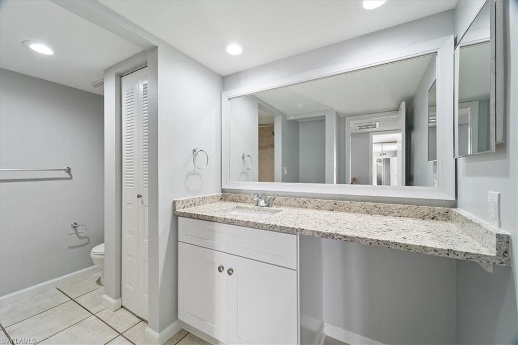 5212 Cedarbend Dr 1, Fort Myers, FL 33919-17
