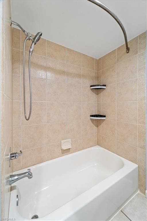 5212 Cedarbend Dr 1, Fort Myers, FL 33919-18