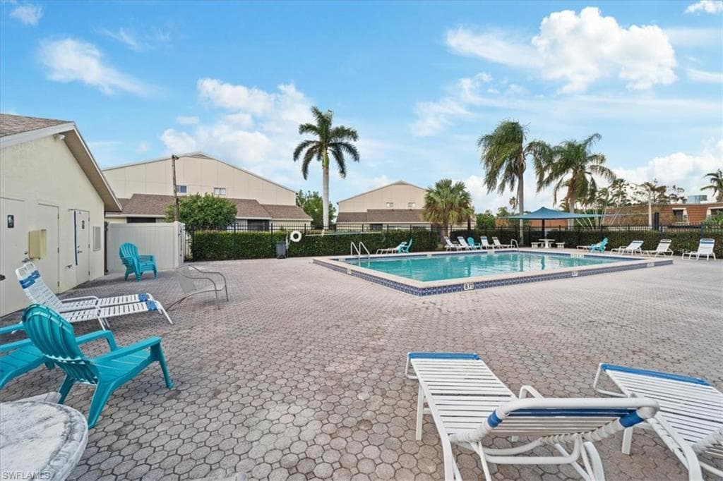 5212 Cedarbend Dr 1, Fort Myers, FL 33919-22