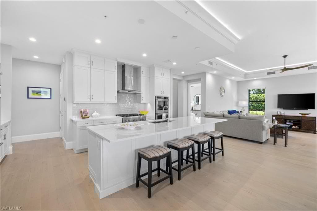 16304 Corsica Way 101, Naples, FL 34110-15