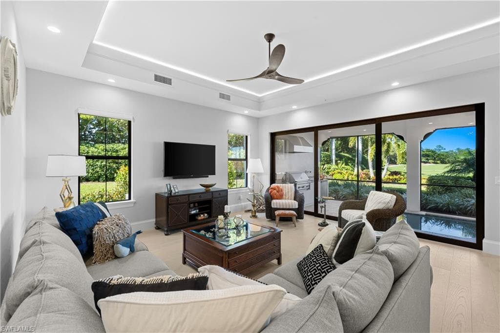 16304 Corsica Way 101, Naples, FL 34110-19