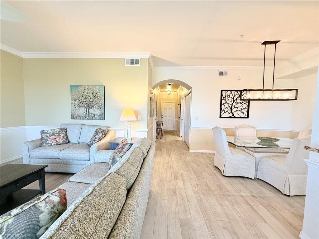 7615 Arbor Lakes Ct 446, Naples, FL 34112-3