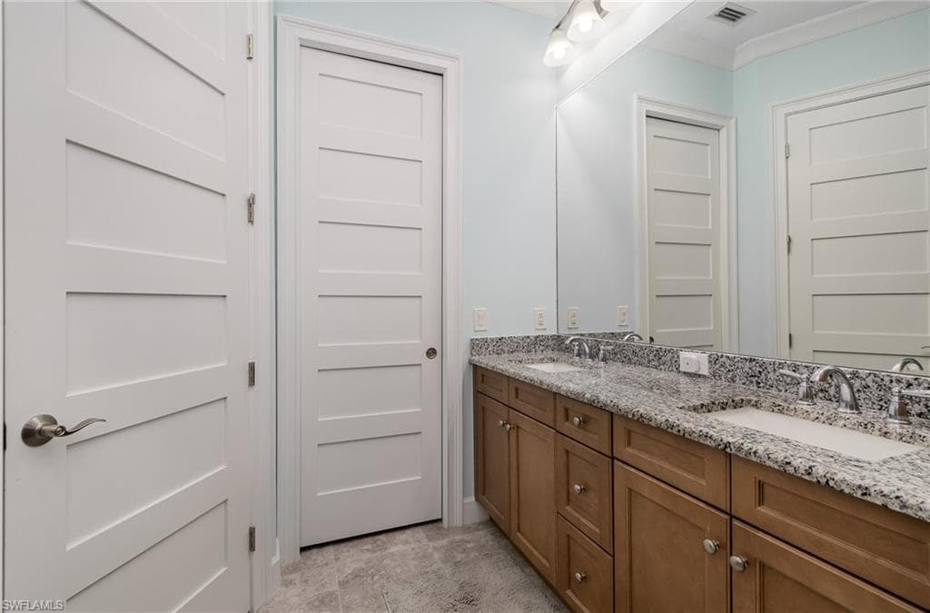 6933 Saona Ct, Naples, FL 34113-12