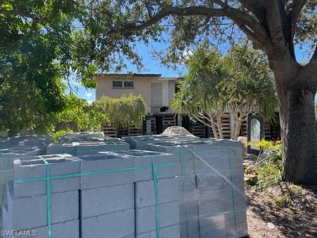 6453 Park Rd, Fort Myers, FL 33908-7