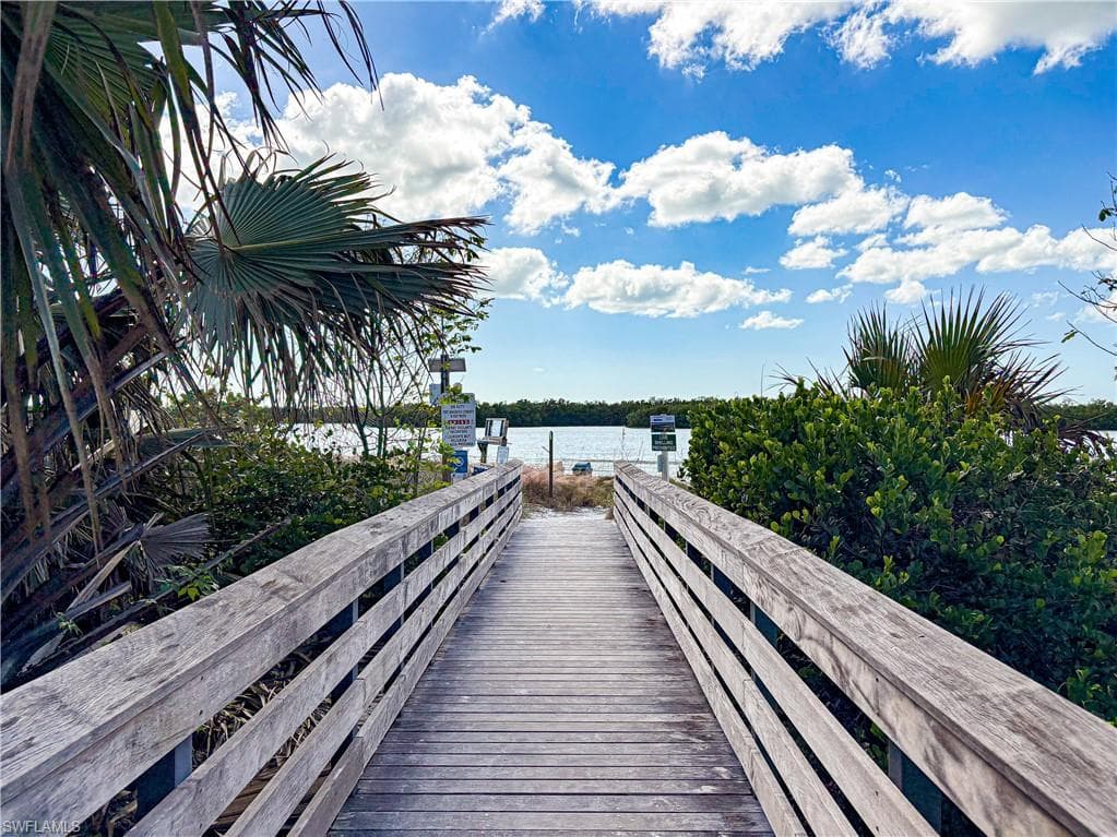560 Century Dr, Marco Island, FL 34145-26