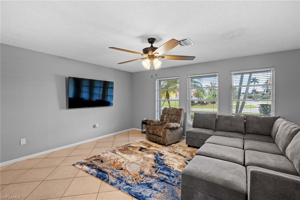 560 Century Dr, Marco Island, FL 34145-8