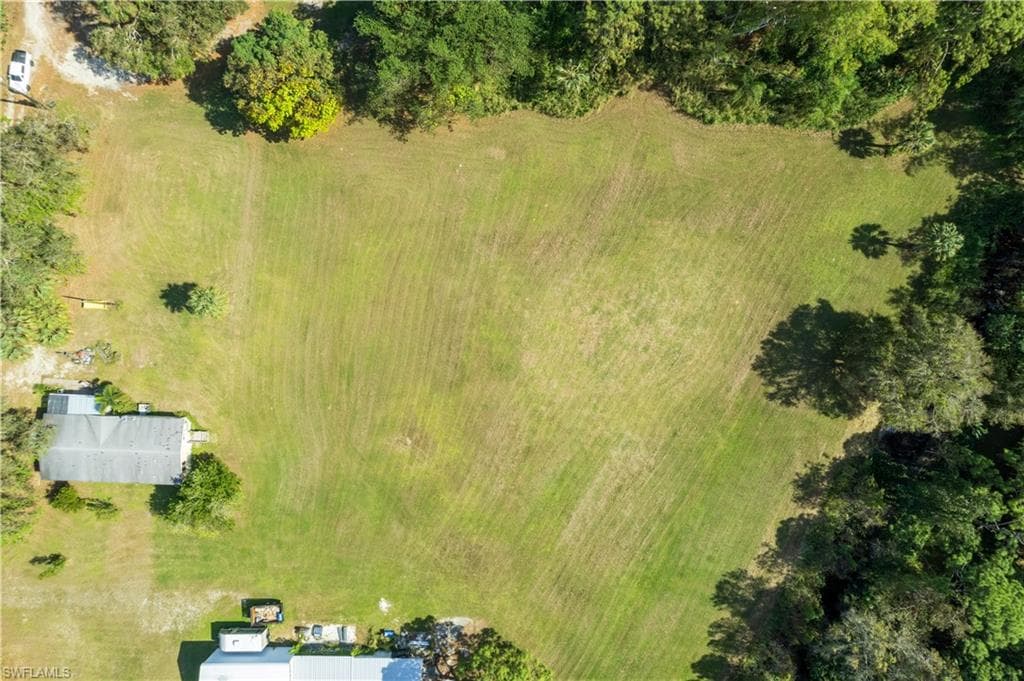 11203 Butler Dr, Bonita Springs, FL 34135-6