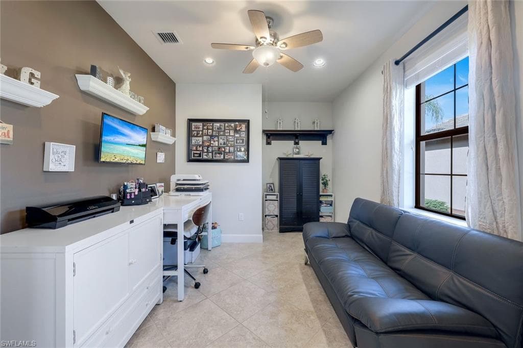 7602 Jacaranda Ln, Naples, FL 34114-13