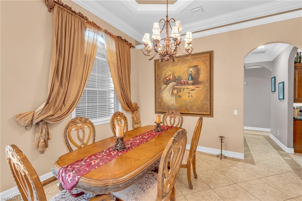 4475 16th St NE, Naples, FL 34120-9