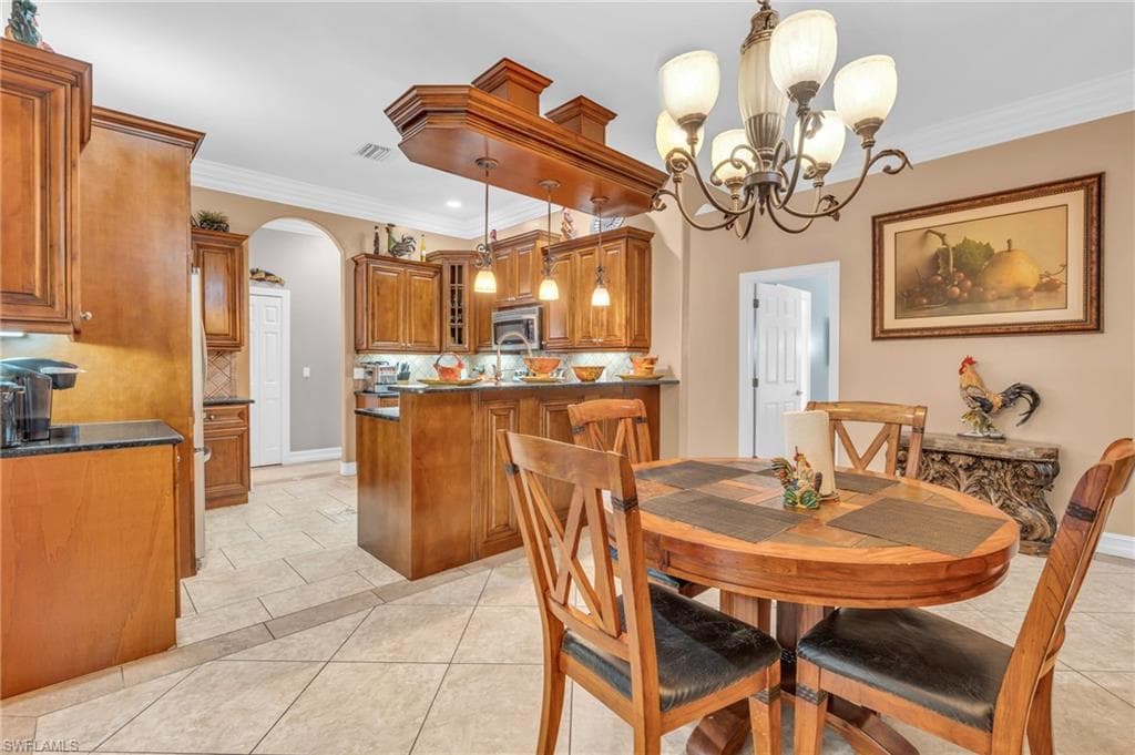 4475 16th St NE, Naples, FL 34120-14
