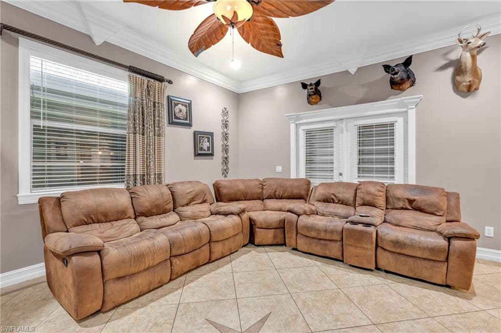 4475 16th St NE, Naples, FL 34120-18