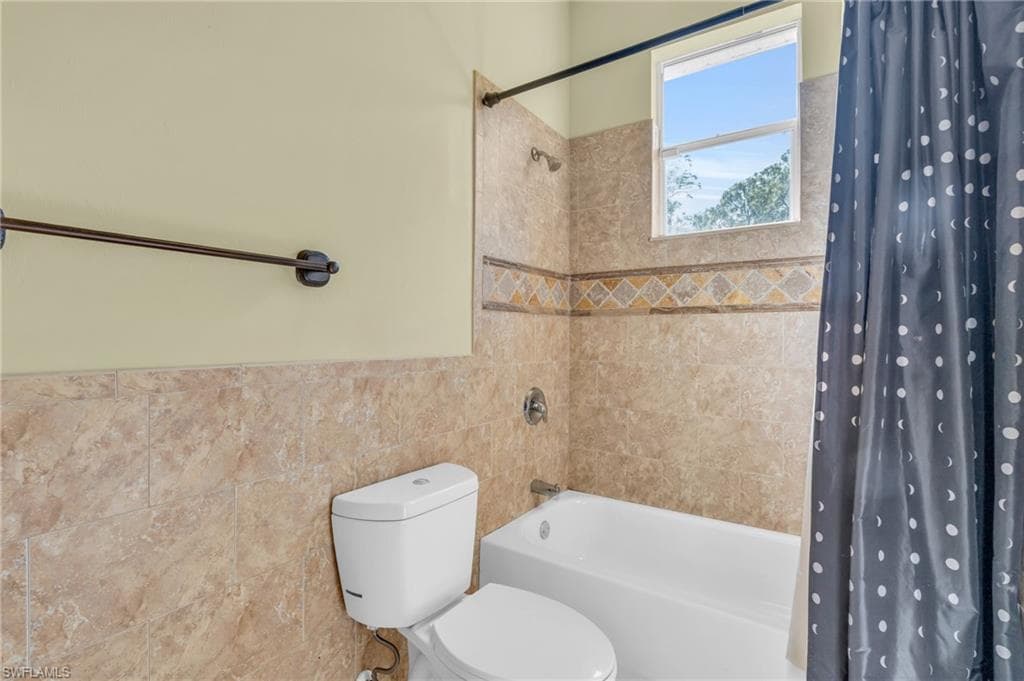 4475 16th St NE, Naples, FL 34120-28