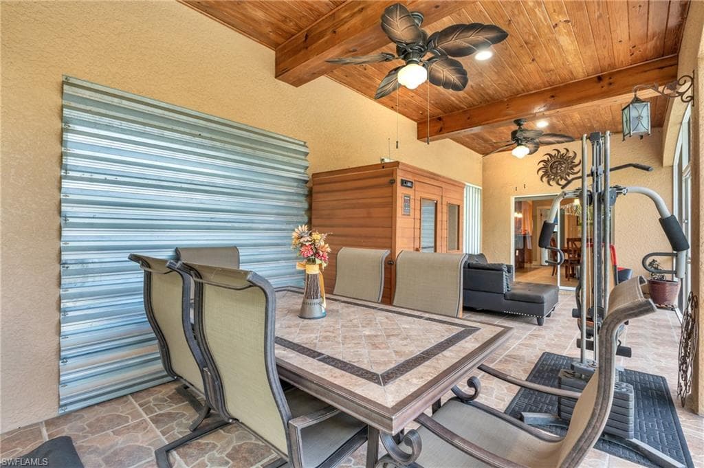 4475 16th St NE, Naples, FL 34120-37