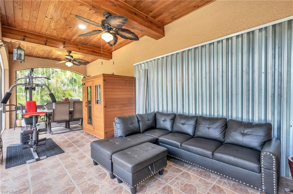 4475 16th St NE, Naples, FL 34120-38