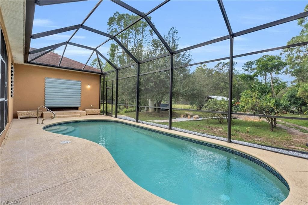 4475 16th St NE, Naples, FL 34120-41