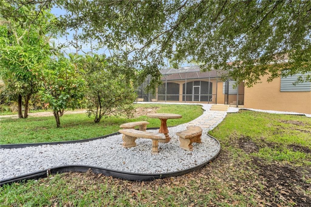4475 16th St NE, Naples, FL 34120-44