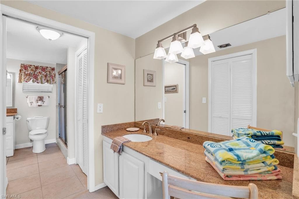 805 River Point Dr C-205, Naples, FL 34102-19
