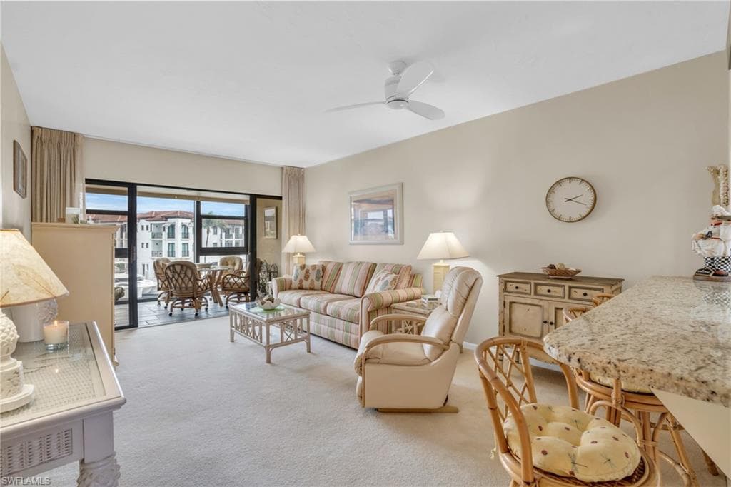 805 River Point Dr C-205, Naples, FL 34102-8