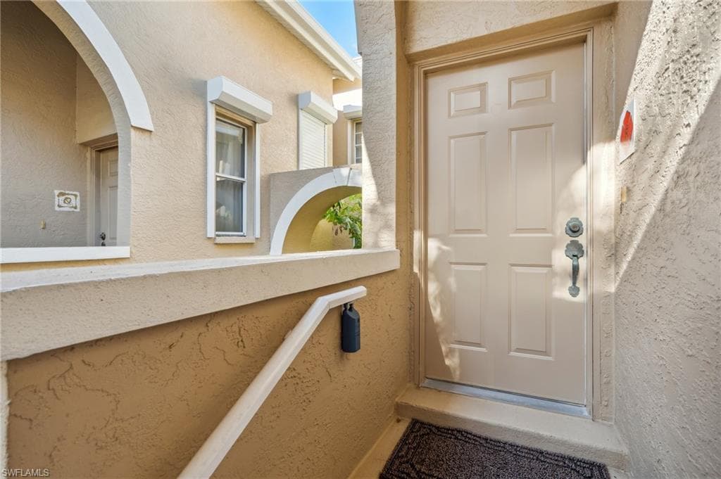 24797 Lakemont Cove Ln 202, Bonita Springs, FL 34134-28