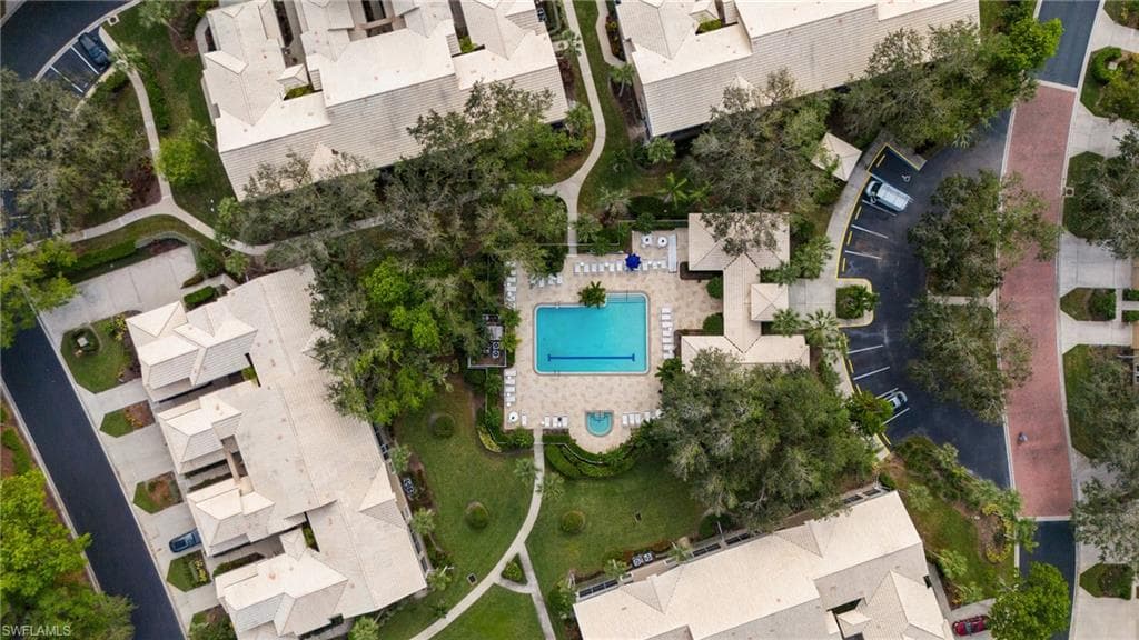 24797 Lakemont Cove Ln 202, Bonita Springs, FL 34134-34