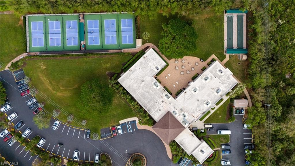 24797 Lakemont Cove Ln 202, Bonita Springs, FL 34134-39