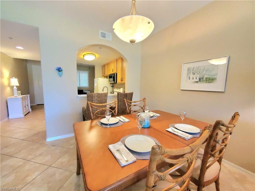 6828 Sterling Greens Pl, Naples, FL 34104-13