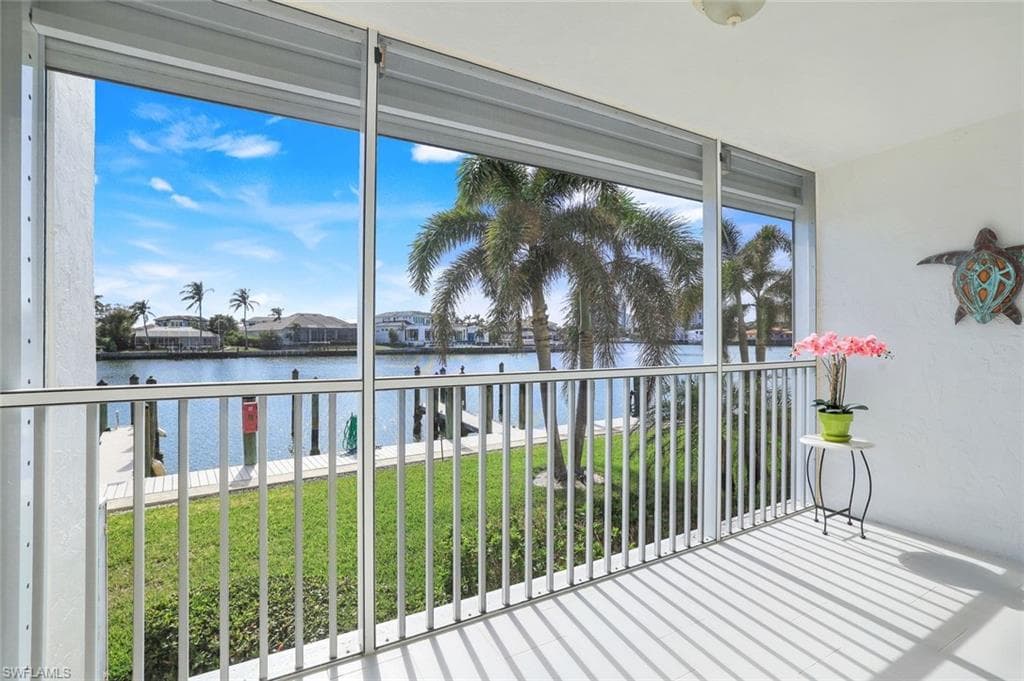 300 Park Shore Dr 1e, Naples, Fl 34103-9