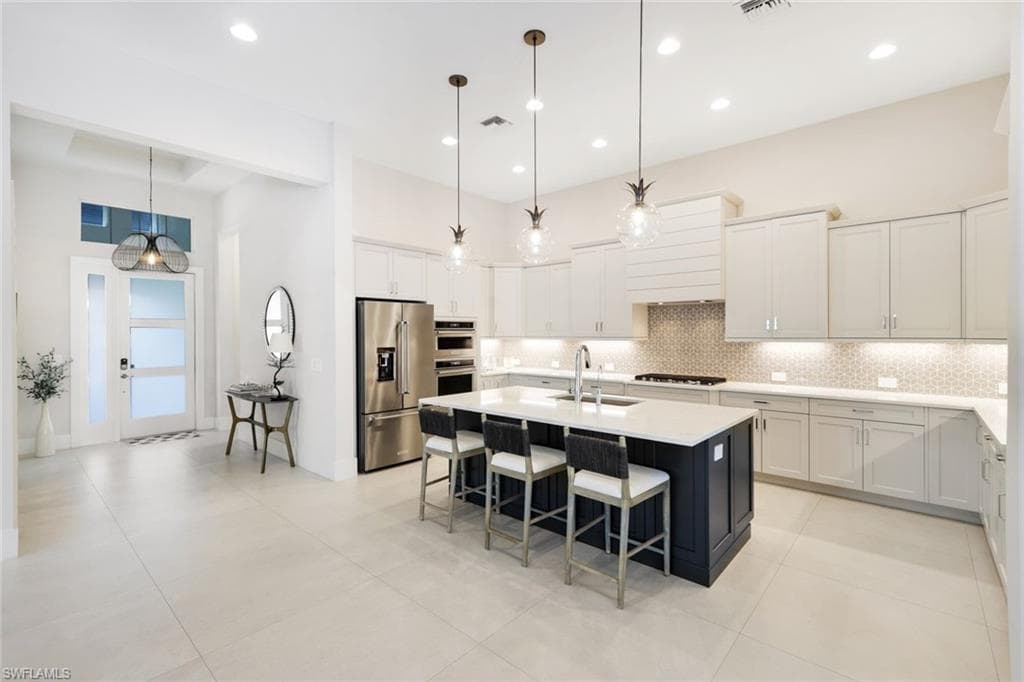 3176 Capistrano Ln, Naples, FL 34114-9