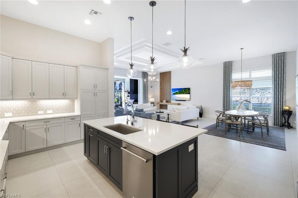 3176 Capistrano Ln, Naples, FL 34114-11