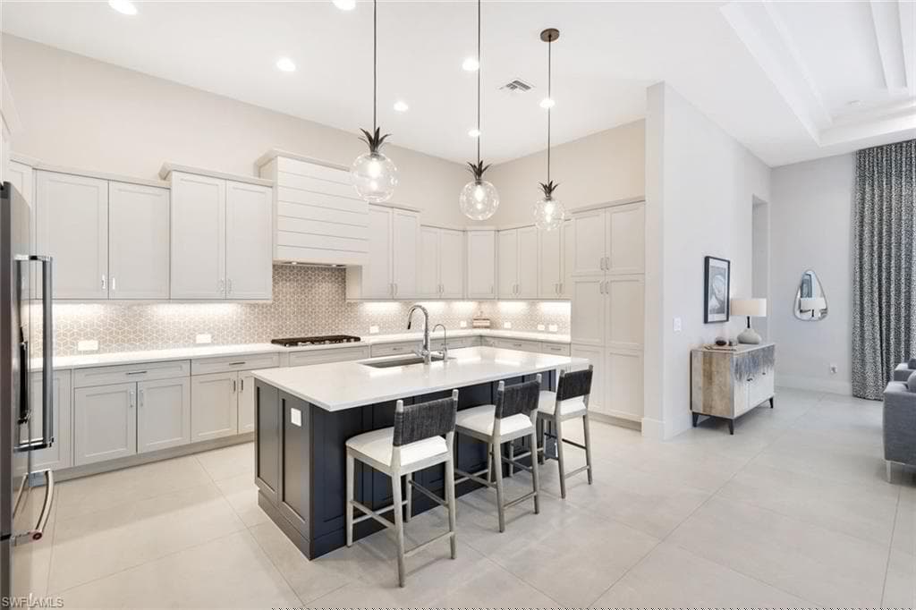 3176 Capistrano Ln, Naples, FL 34114-12