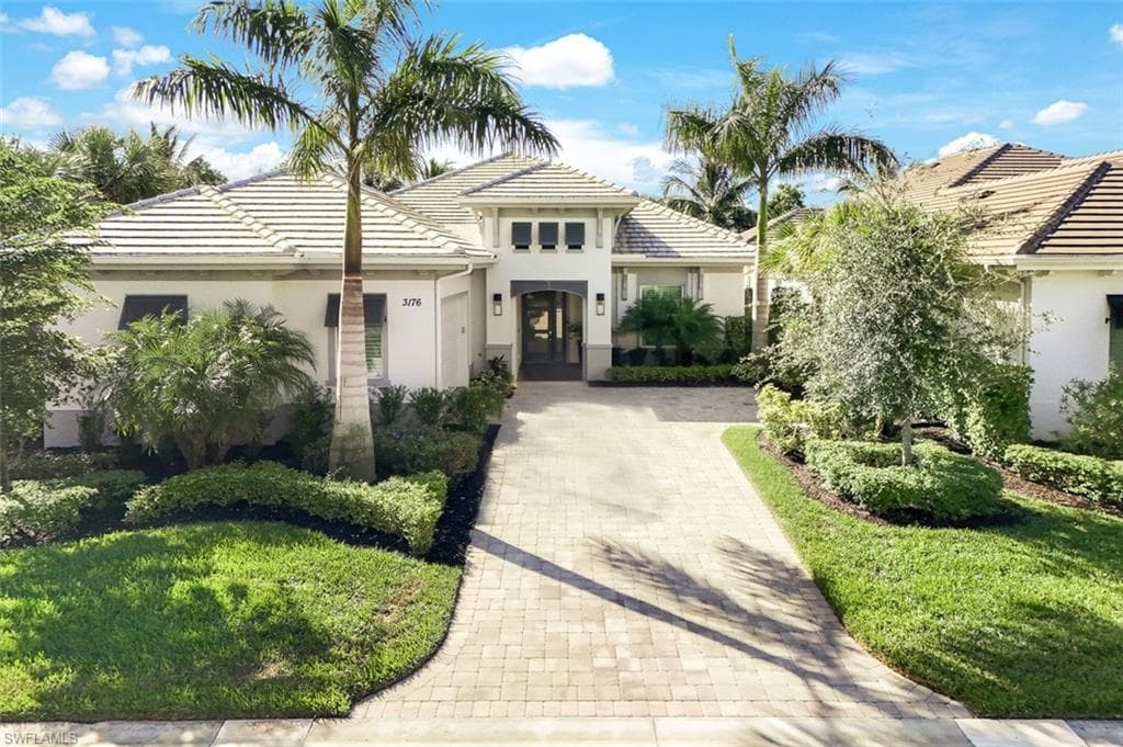 3176 Capistrano Ln, Naples, FL 34114-1