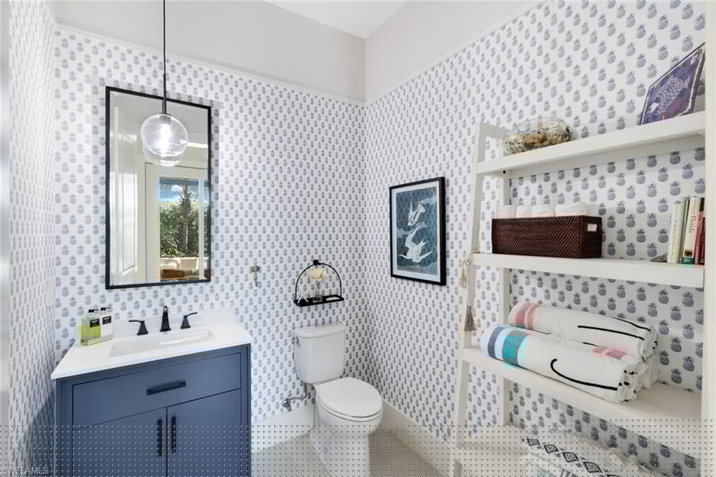 3176 Capistrano Ln, Naples, FL 34114-25