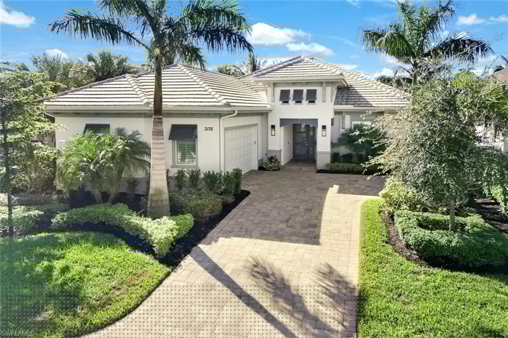 3176 Capistrano Ln, Naples, FL 34114-35