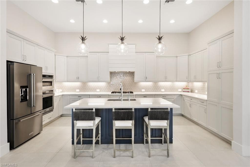 3176 Capistrano Ln, Naples, FL 34114-8