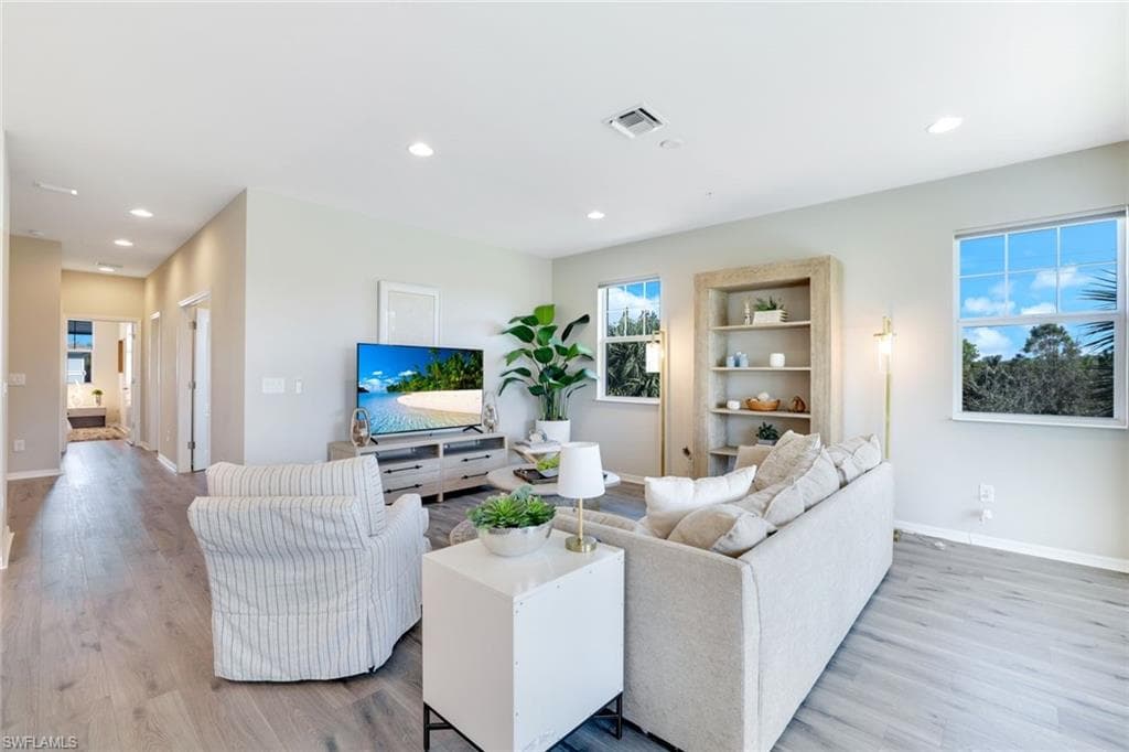 2344 Sheen Ln 305, Naples, FL 34120-7