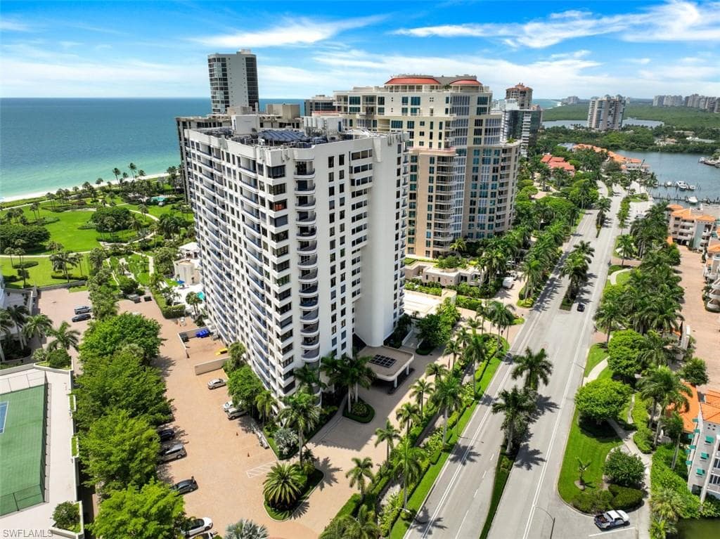 4451 Gulf Shore Blvd N 506, Naples, FL 34103-31