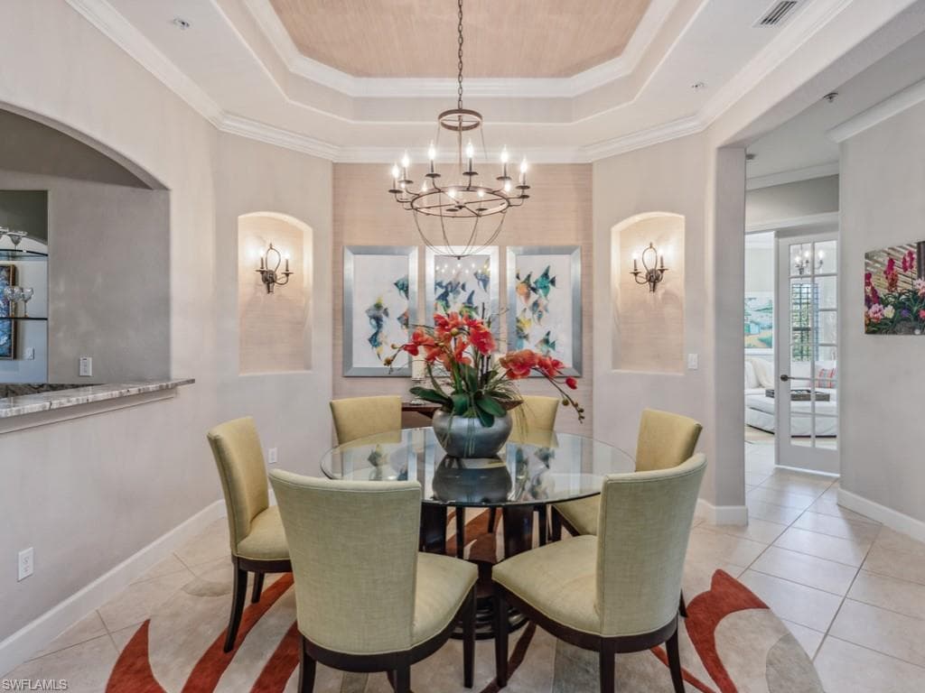 8085 Players Cove Dr 201, Naples, FL 34113-15