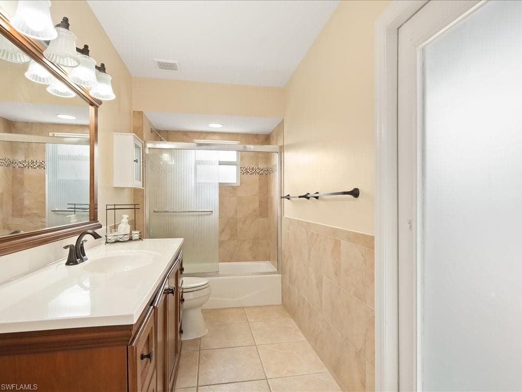1345 Whiteheart Ave, Marco Island, FL 34145-23