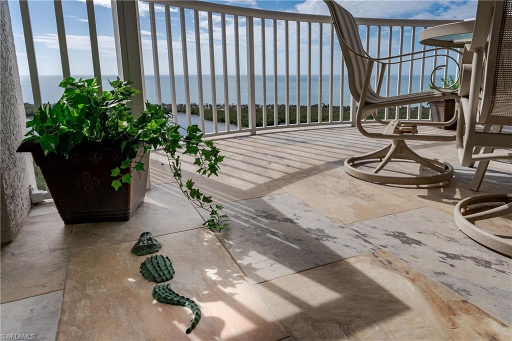 6849 Grenadier Blvd 2203, Naples, FL 34108-10