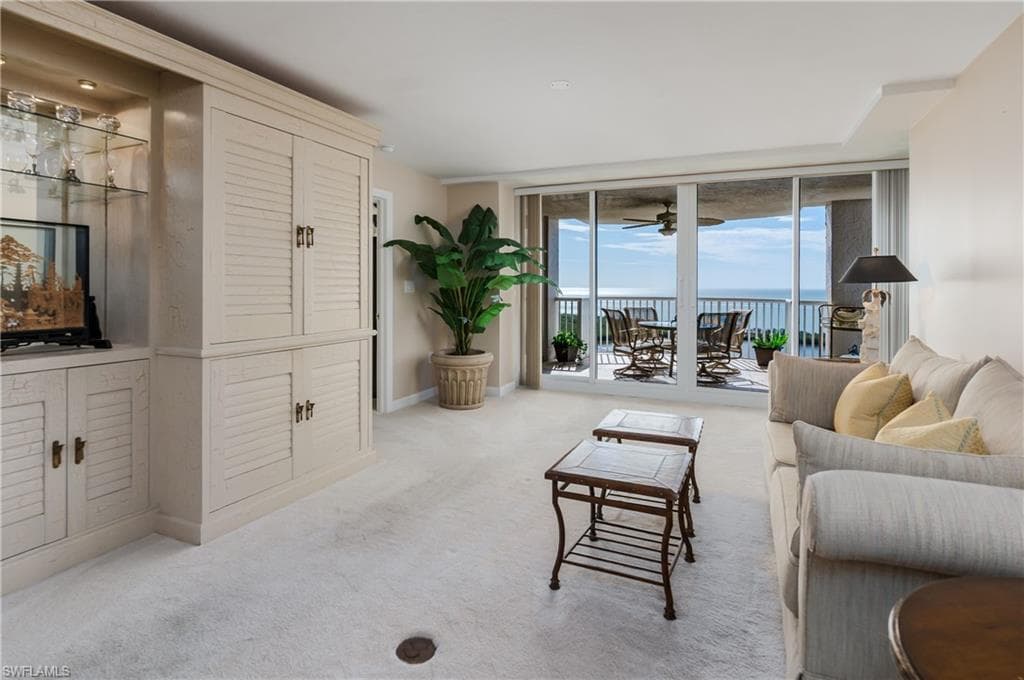 6849 Grenadier Blvd 2203, Naples, FL 34108-15