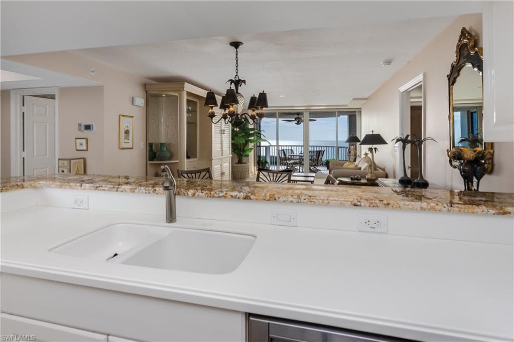 6849 Grenadier Blvd 2203, Naples, FL 34108-22