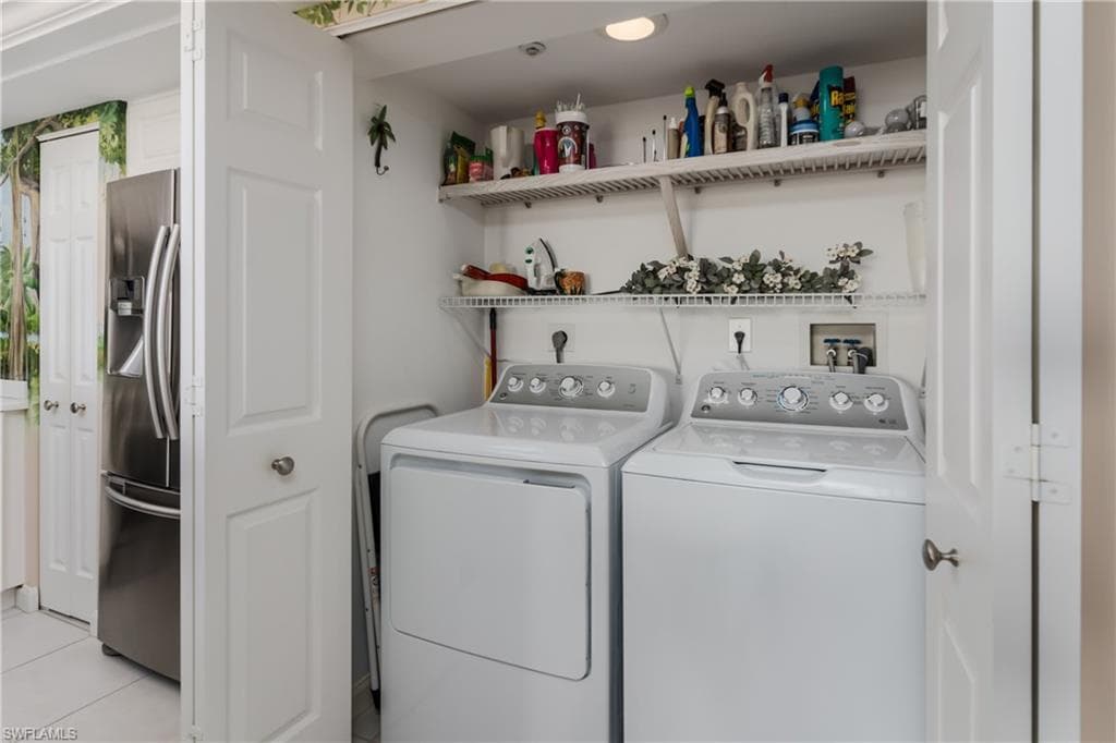 6849 Grenadier Blvd 2203, Naples, FL 34108-28