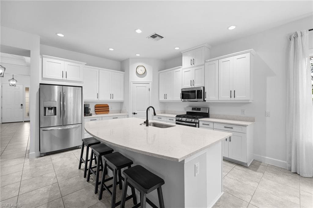 19657 Estero Pointe Ln, Fort Myers, FL 33908-9